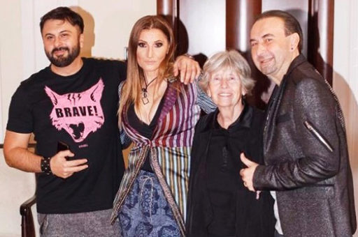 Dve velike glumice u novom spotu Mire Škorić